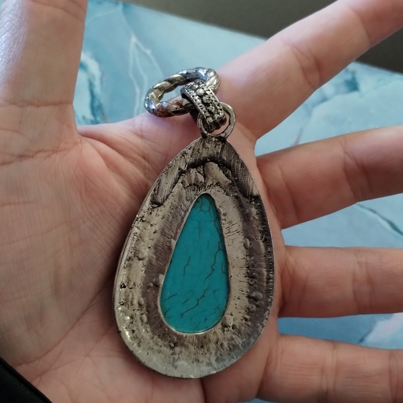 Big Teardrop Pendant - Picture 2 of 3